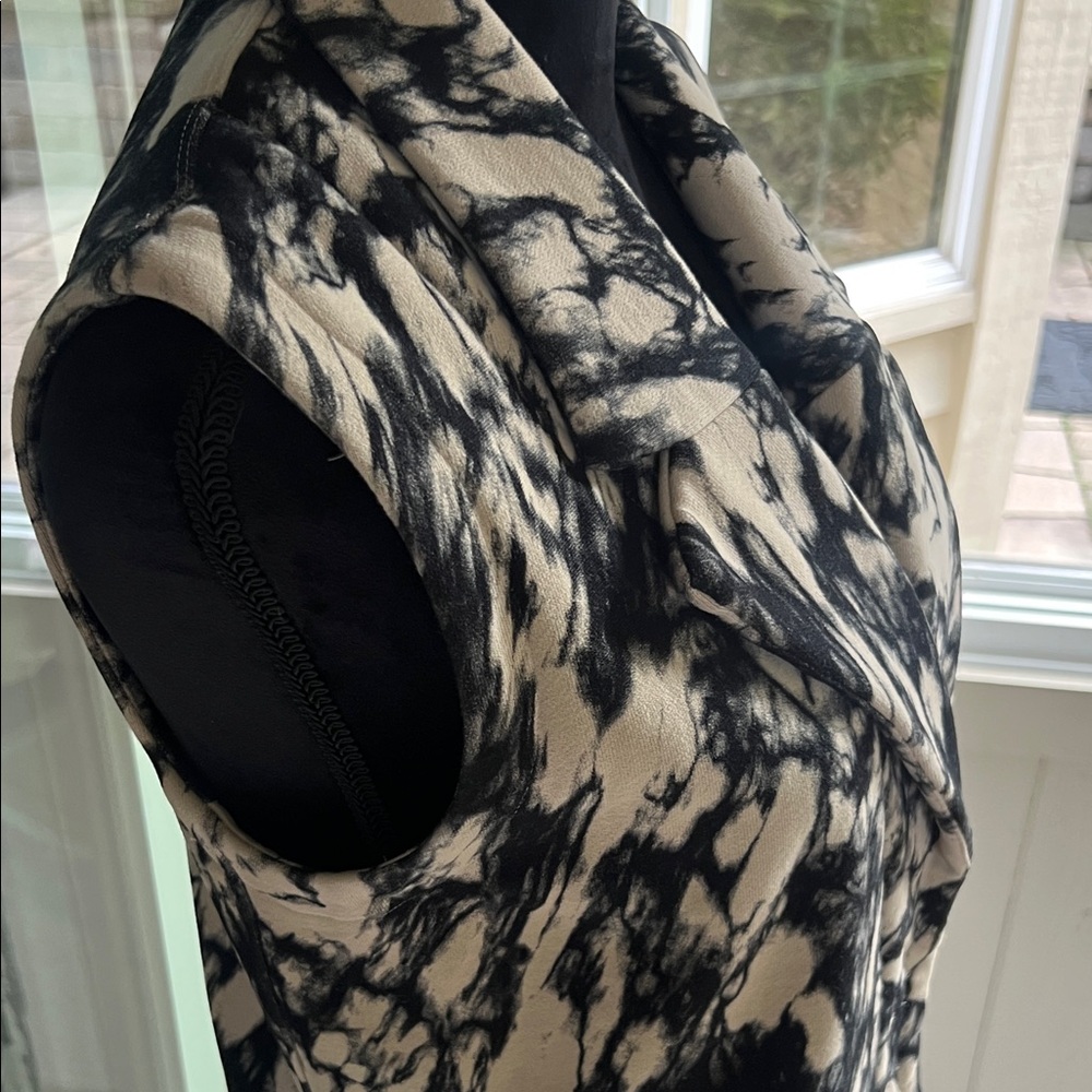 LULULEMON great granite vest - Picture 3 of 9